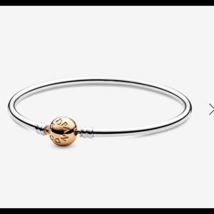 Authentic Pandora Bangle Moment Silver and 14k gold, Size 17 - 6.7